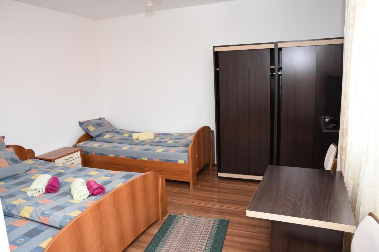 Mm Narcis Bed & Breakfast วลาสินาริด ภายนอก รูปภาพ